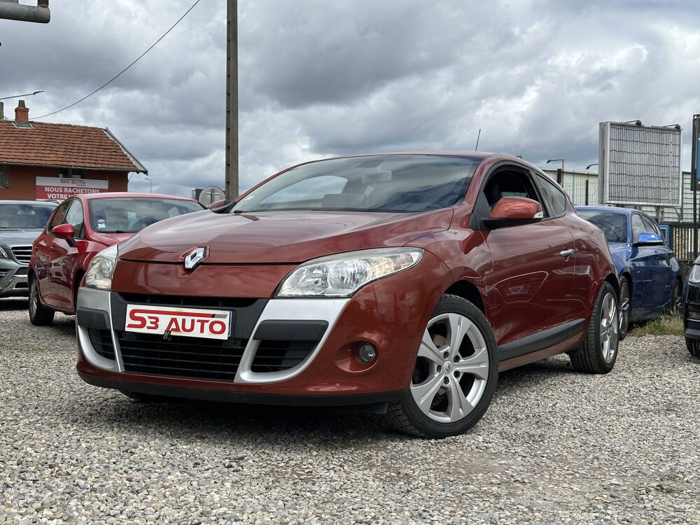 M&eacute;gane III 1.6 16v Expression 2009 occasion 69800 Saint-Priest