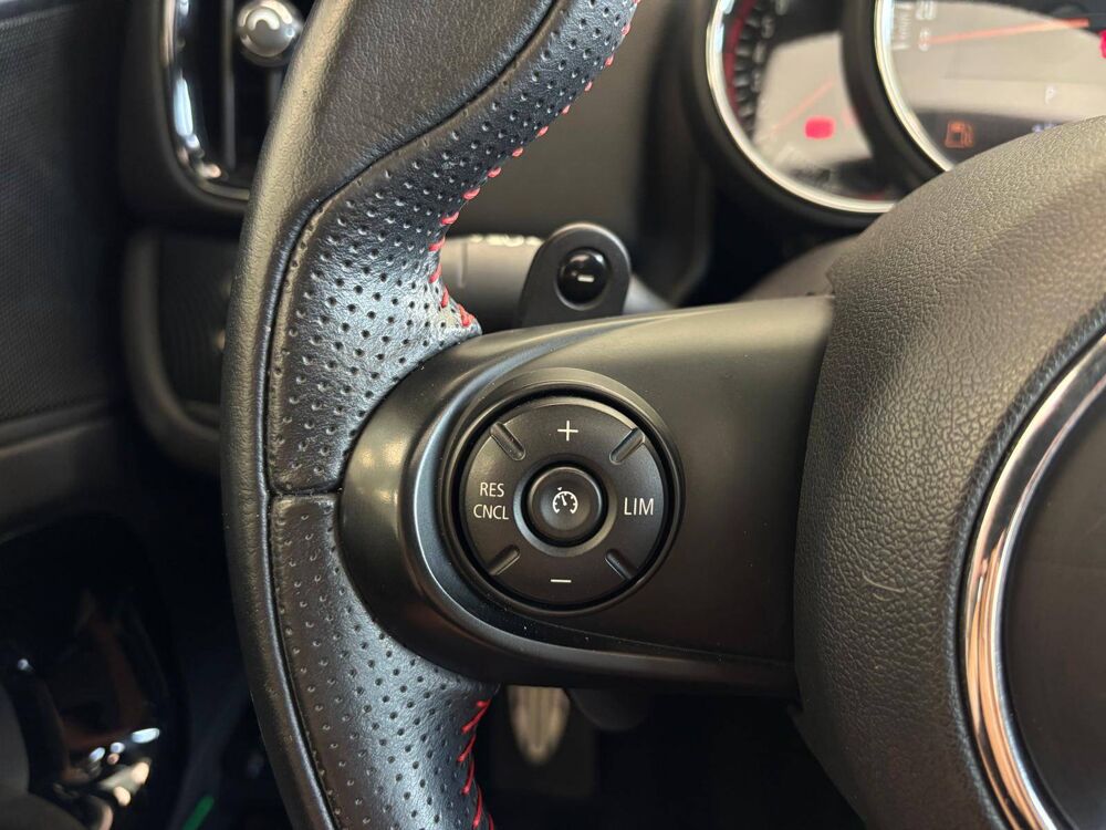 Countryman II (F60) John Cooper Works 231ch JCW Exclusive Design ALL4 B 2017 occasion 06250 Mougins