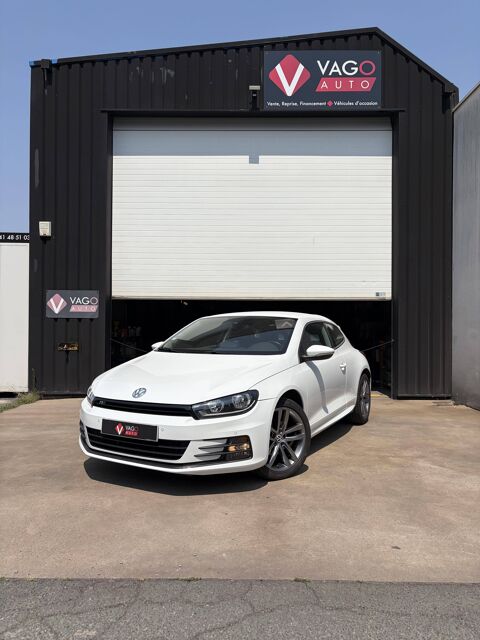 Volkswagen Scirocco 1.4 TSI 125 BlueMotion R Line 2015 occasion Saint-Barth&eacute;lemy-d'Anjou 49124