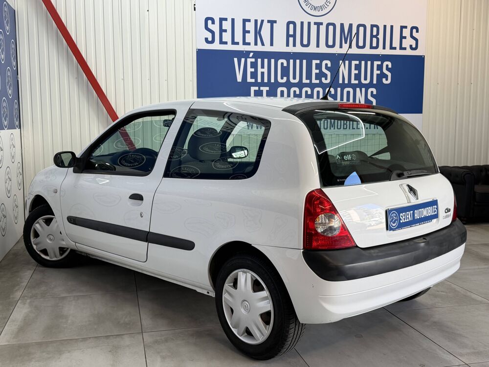 Clio II (B/C65) 1.2 60ch Dynamique 3p 2006 occasion 38130 &Eacute;chirolles