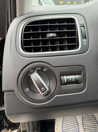 Polo V 1.6 TDI 90 FAP Style DSG7 5p 2011 occasion 49124 Saint-Barth&eacute;lemy-d'Anjou