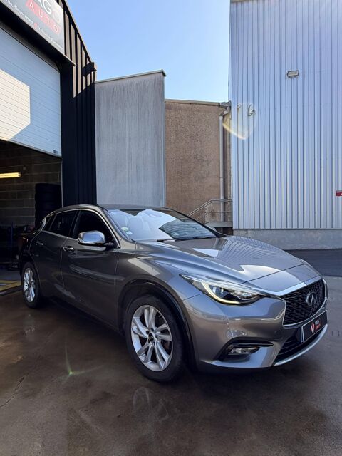 Q30 1.5d 109ch Premium 2017 occasion 49124 Saint-Barth&eacute;lemy-d'Anjou