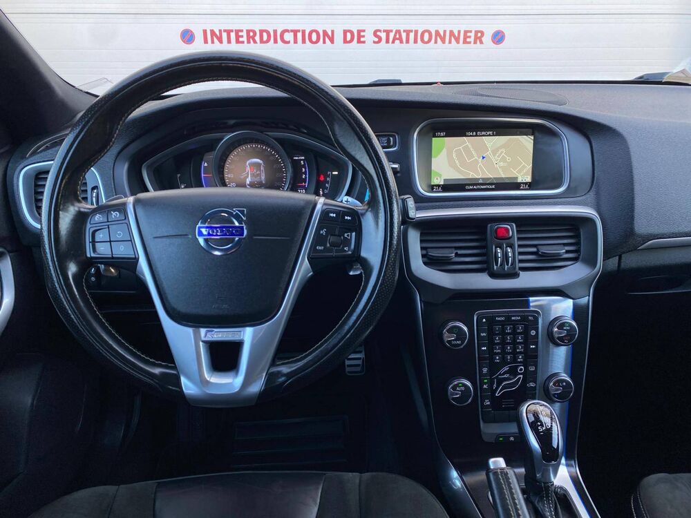 V40 II D3 150ch R-Design Geartronic 6 2016 occasion 74330 &Eacute;pagny Metz-Tessy