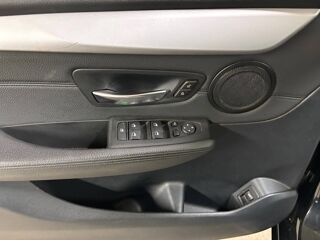Serie 2 218iA 140ch Luxury DKG7 7cv 2019 occasion 75010 Paris