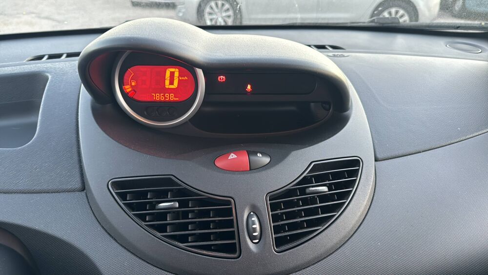 Twingo II Ph2. 1.2 75 LEV Eco&sup2; LIFE 2014 occasion 84100 Orange