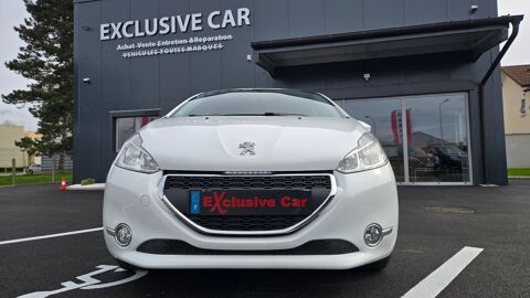 208 1.4 HDi FAP Business 5p 2014 occasion 01000 Bourg-en-Bresse