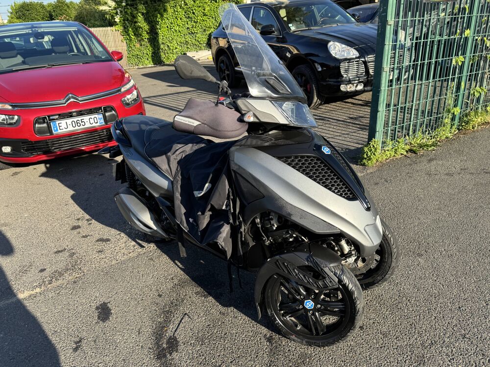 300 MP3 ie LT Business ABS ASR 2017 occasion 95480 Pierrelaye