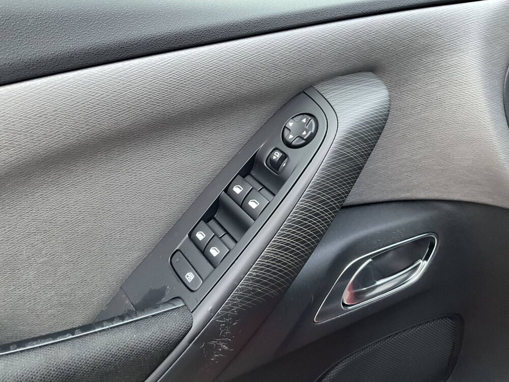 C4 Picasso II 1.6 e-HDi 115ch Intensive 2014 occasion 21600 Longvic