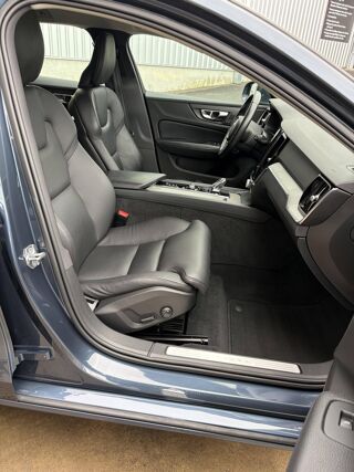V60 B4 197ch Inscription Luxe Geartronic 8 2022 occasion 49124 Saint-Barth&eacute;lemy-d'Anjou