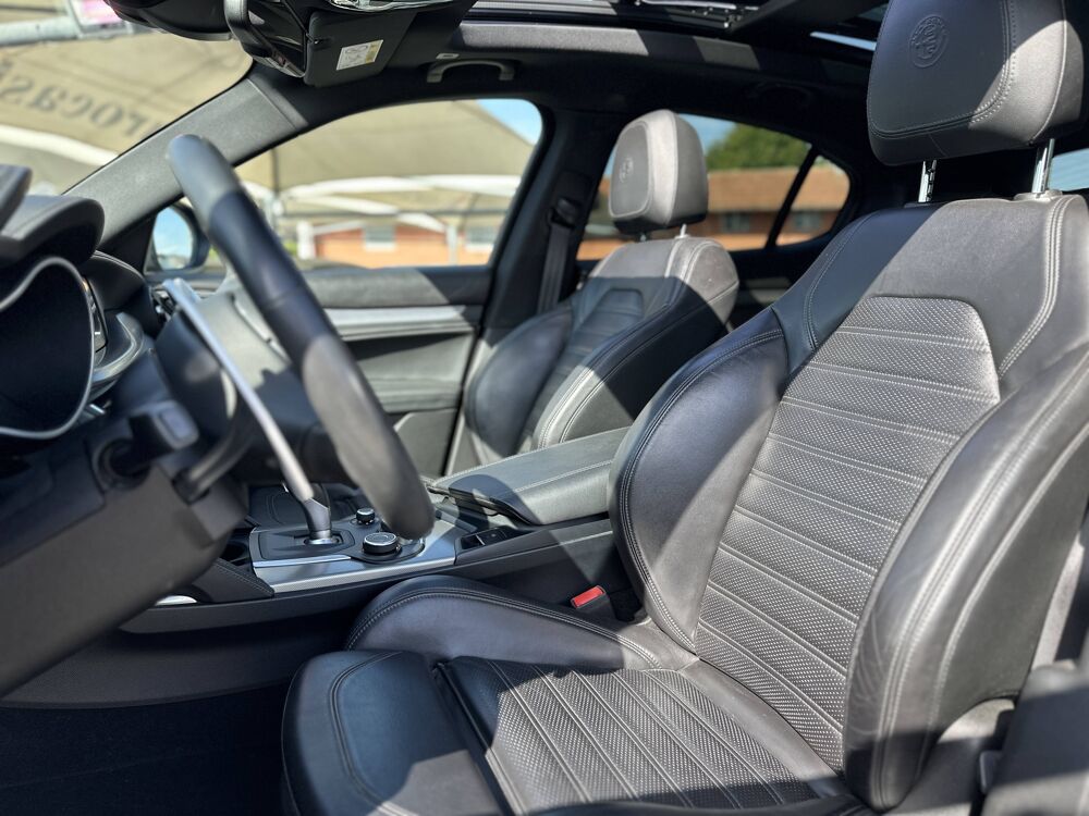 Stelvio 2.2 Diesel 210ch Turismo Q4 AT8 2020 occasion 69800 Saint-Priest