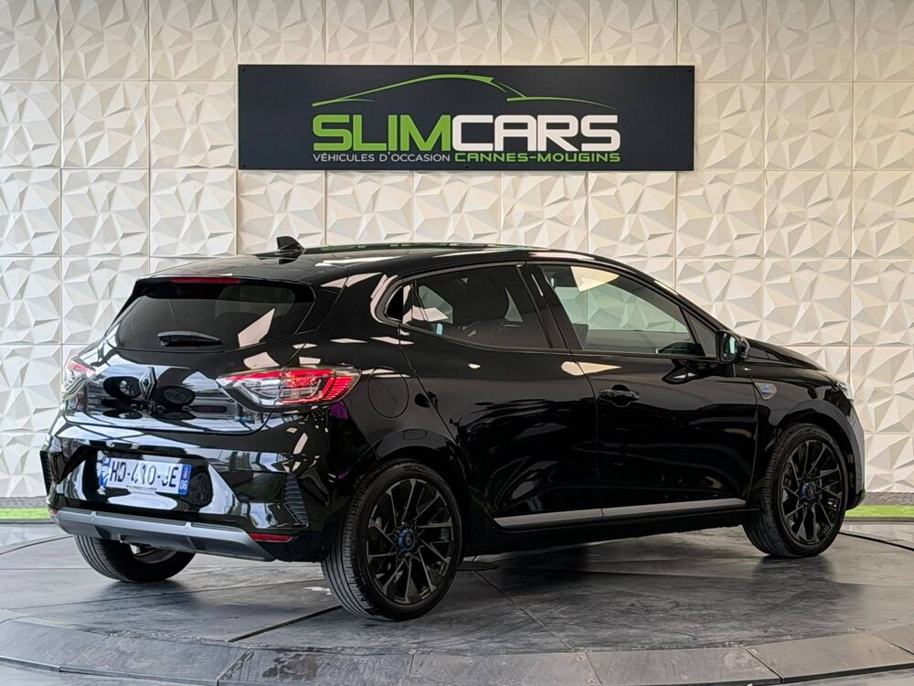 Clio 1.6 E-Tech 145ch full hybrid esprit Alpine 2025 occasion 06250 Mougins
