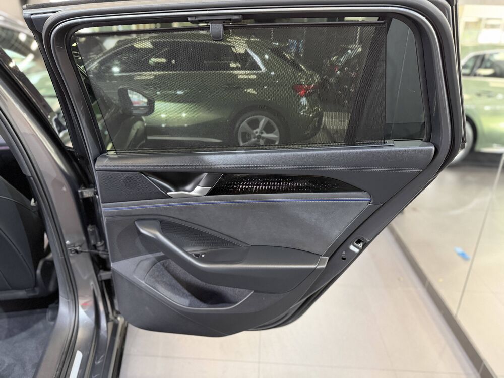 Passat VOLKSWAGEN PASSAT SW 2.0 TDI 150 CV R-LINE 2025 occasion 77240 Vert-Saint-Denis
