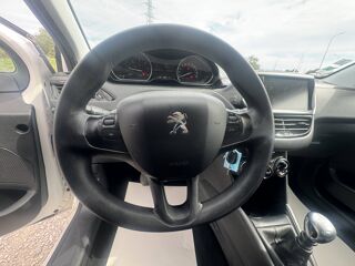 208 1.5 BlueHDI 100 Active 2019 occasion 84100 Orange