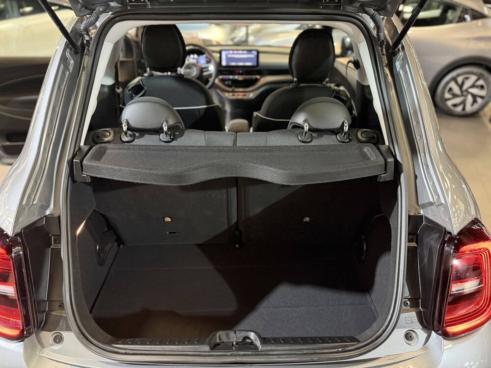 500 E FIAT 500 118CV 42 KW ICONE PLUS 2024 occasion 77240 Vert-Saint-Denis