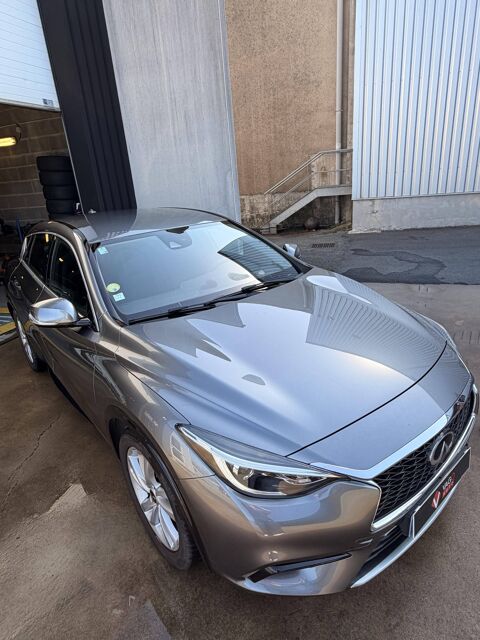 Q30 1.5d 109ch Premium 2017 occasion 49124 Saint-Barth&eacute;lemy-d'Anjou