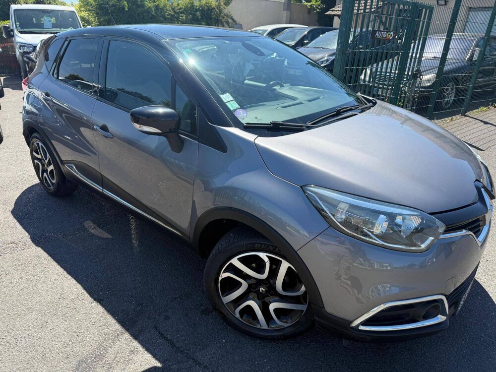 Captur 0.9 TCE 90 ENERGY INTENS ECO2 2014 occasion 95480 Pierrelaye
