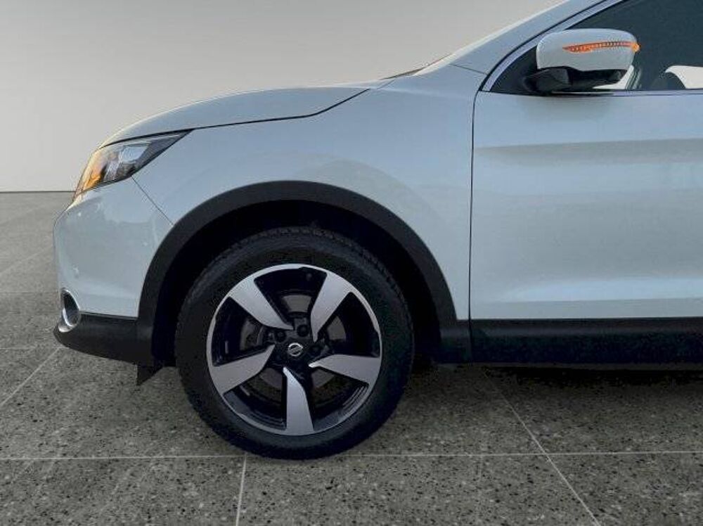 Qashqai II (J11) 1.6L DIG-T 163ch N-Connecta 2017 occasion 21600 Longvic