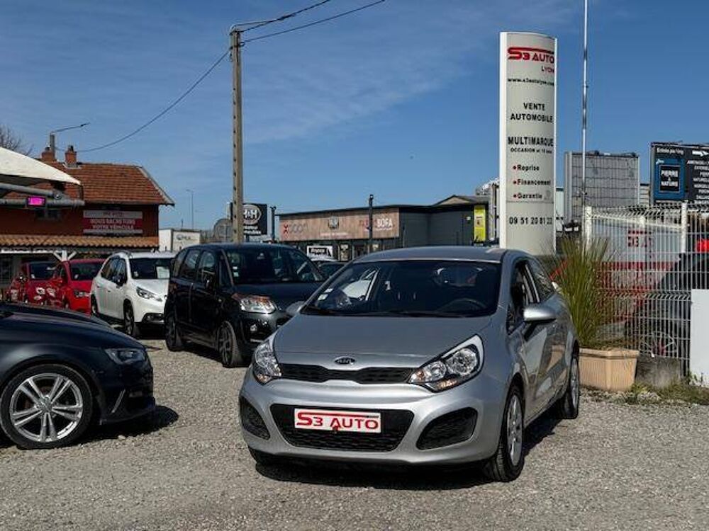 Rio III 1.2 Motion 3p 2014 occasion 69800 Saint-Priest