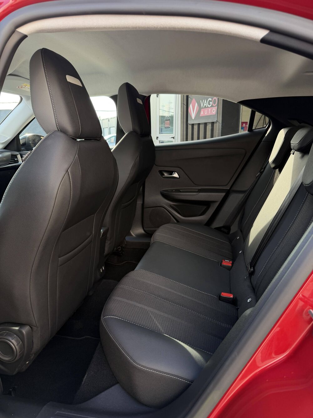 Mokka 1.2 Turbo 130ch Elegance Business BVA8 2022 occasion 49124 Saint-Barth&eacute;lemy-d'Anjou