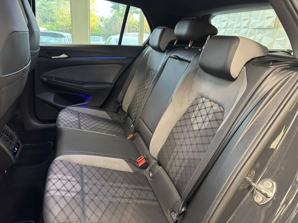 Golf 1.5 eTSI OPF 150ch R-Line DSG7 2023 occasion 06250 Mougins