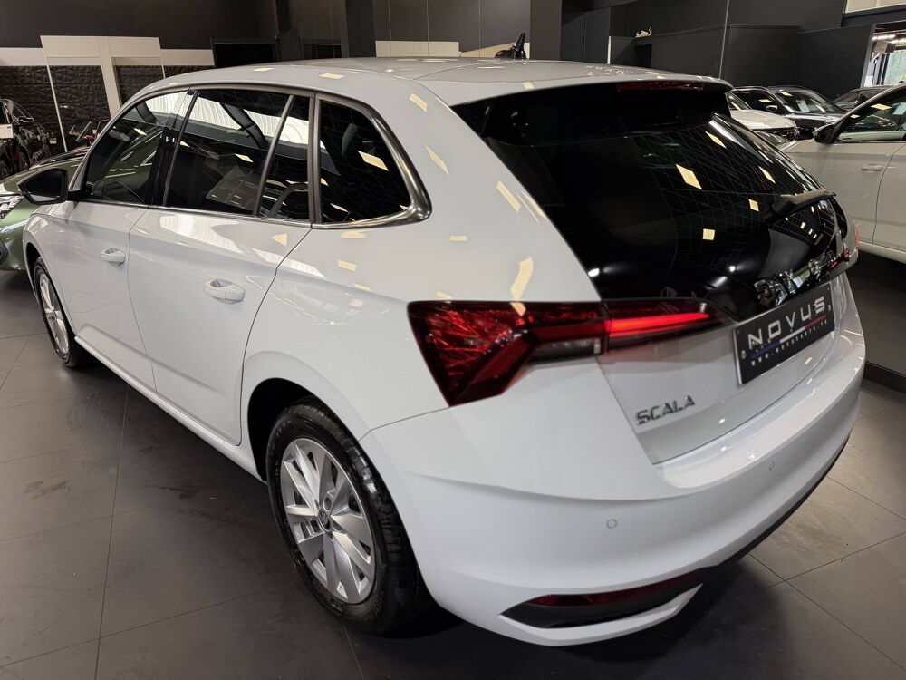 Scala SKODA SCALA 1.0 TSI BVA SELECTION 2025 occasion 77240 Vert-Saint-Denis