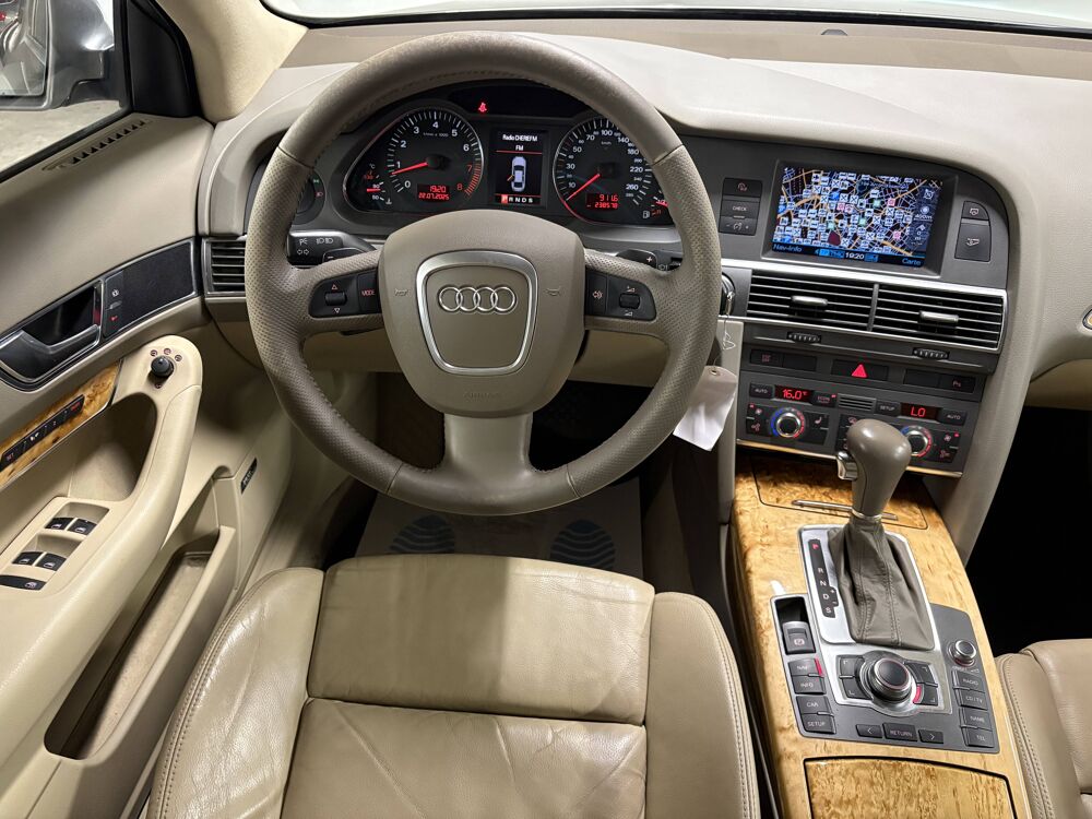 A6 III (C6) 3.2 V6 FSI 255ch Ambition Luxe quattro Tiptronic 2005 occasion 75010 Paris
