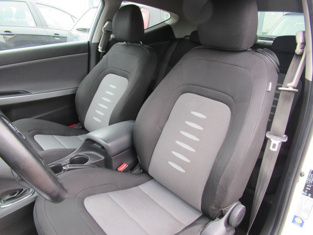 Ceed II 1.6 CRDi 110ch Style 2014 occasion 10410 Saint-Parres-aux-Tertres