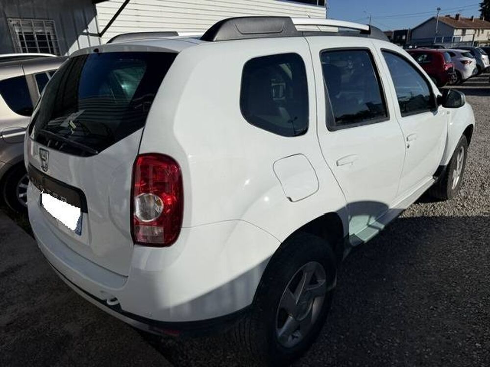 Duster 1.5 dCi 110 FAP Laur&eacute;ate 4x2 2012 occasion 69800 Saint-Priest