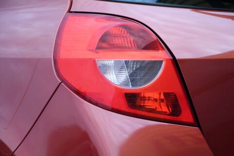 Clio III (B/C85) 1.2 16v 75ch Confort Pack Clim Dynamique 3p 2006 occasion 68190 Ensisheim