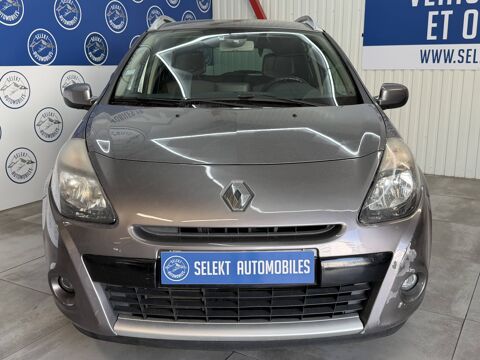 Clio III PHASE 2 ESTATE XV DE FRANCE 1.2 TCE 16V 103 CH 2012 occasion 38130 &Eacute;chirolles
