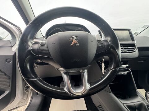 Annonce voiture Peugeot 208 8690 €