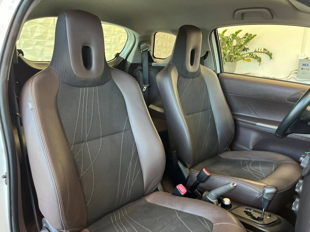 IQ 68 VVT-i iQ 2009 occasion 06250 Mougins