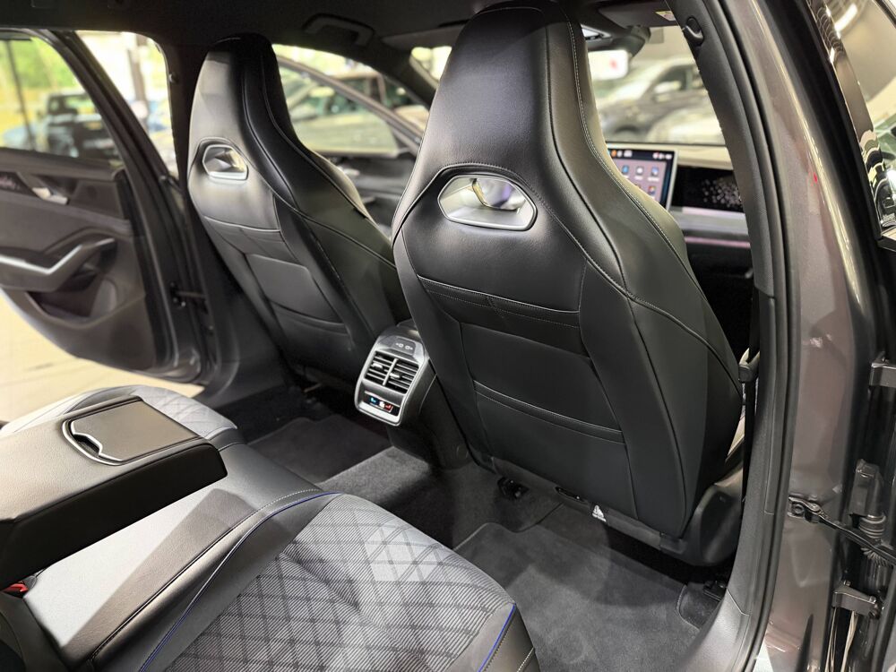 Passat VOLKSWAGEN PASSAT SW 2.0 TDI 150 CV R-LINE 2025 occasion 77240 Vert-Saint-Denis