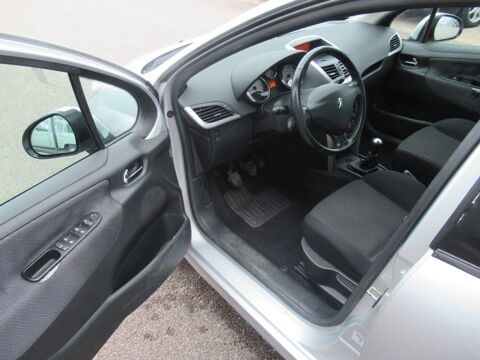 207 1.6 VTi 16V 120ch Premium Pack 2007 occasion 10410 Saint-Parres-aux-Tertres