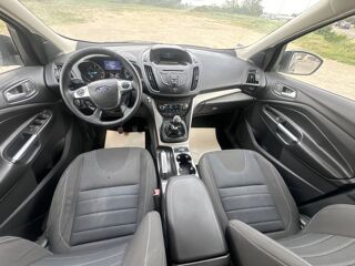 Kuga Ph2. 2.0 TDCI 140 BV6 TREND/ 1&egrave;re Main 2013 occasion 84100 Orange