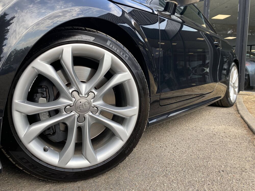TT II 2.0 TFSI 272ch quattro S tronic 6 2011 occasion 78200 Buchelay