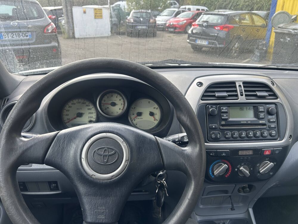 RAV 4 II 150 VVT-i VX 3p 2001 occasion 42700 Firminy