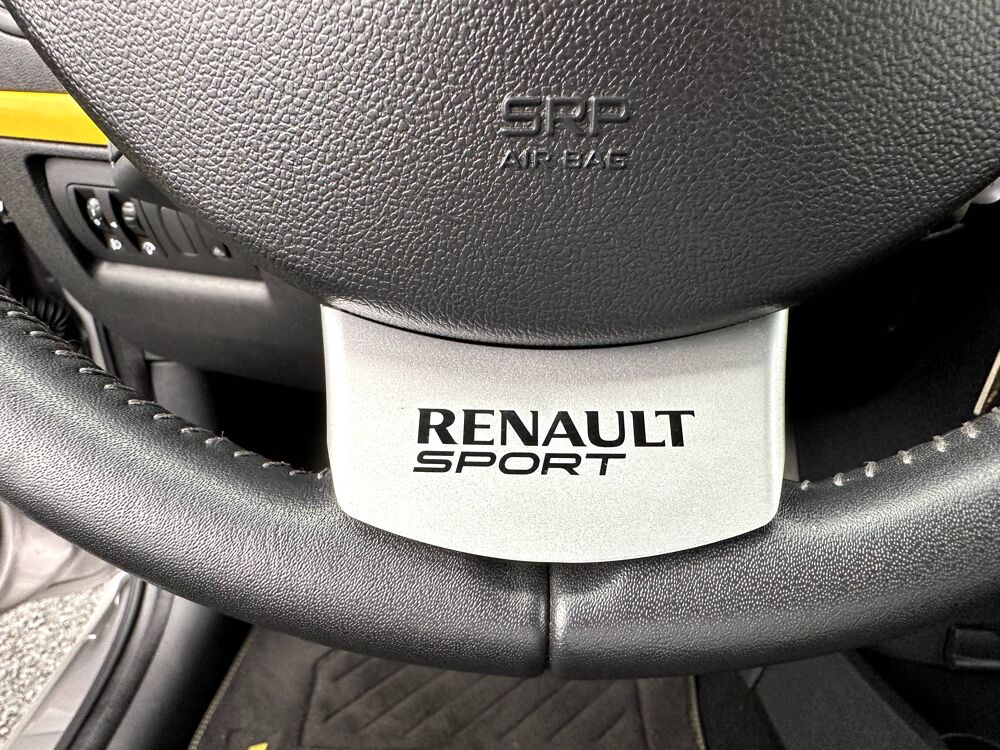 Clio 2.0 16v 203ch Renault Sport Cup 3p 2011 occasion 17430 Tonnay-Charente