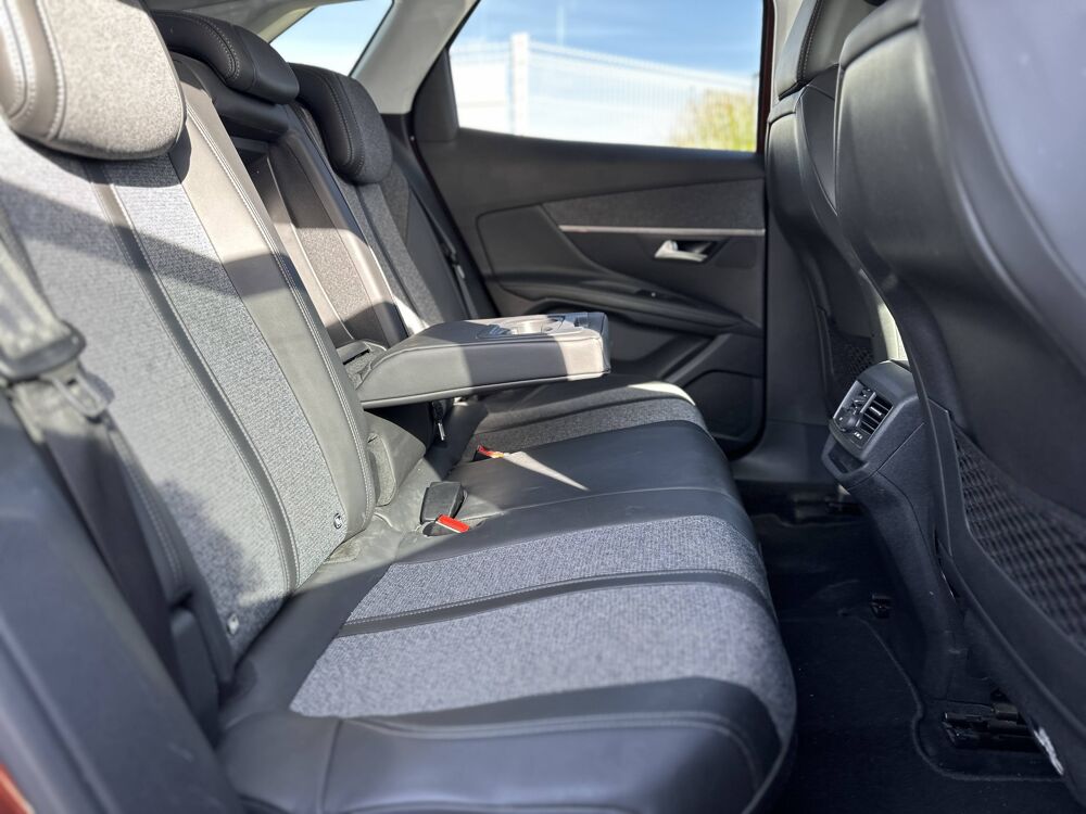 3008 II 1.2 PureTech 130ch Allure S&S 2018 occasion 69800 Saint-Priest