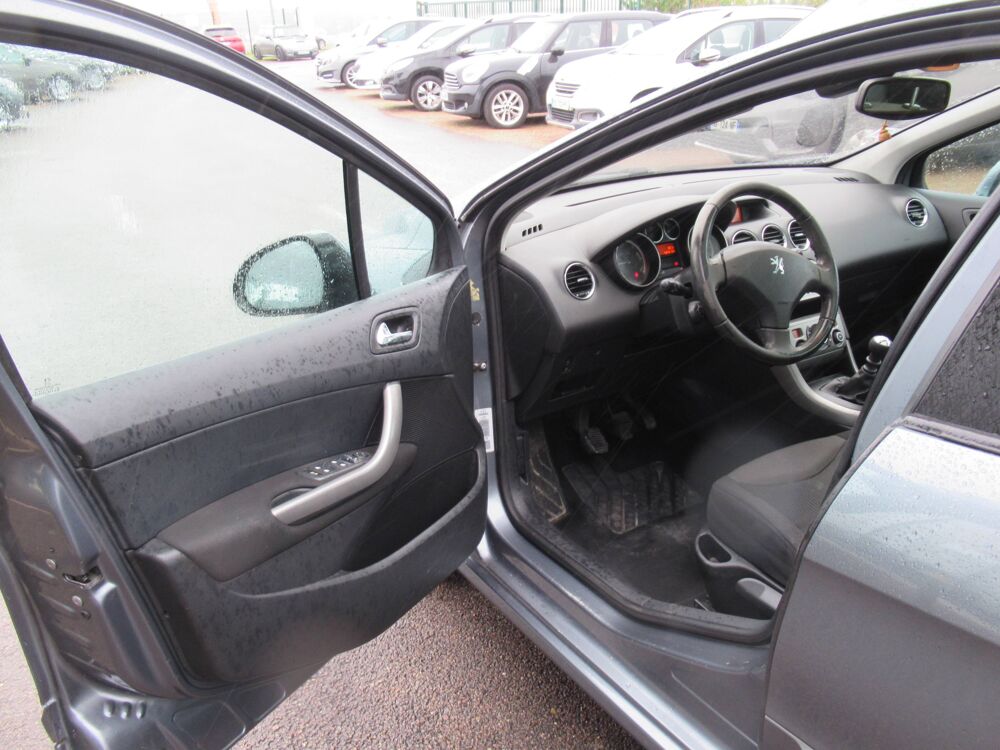 308 1.6 HDi 110ch BVM6 Pack Confort 2008 occasion 10410 Saint-Parres-aux-Tertres