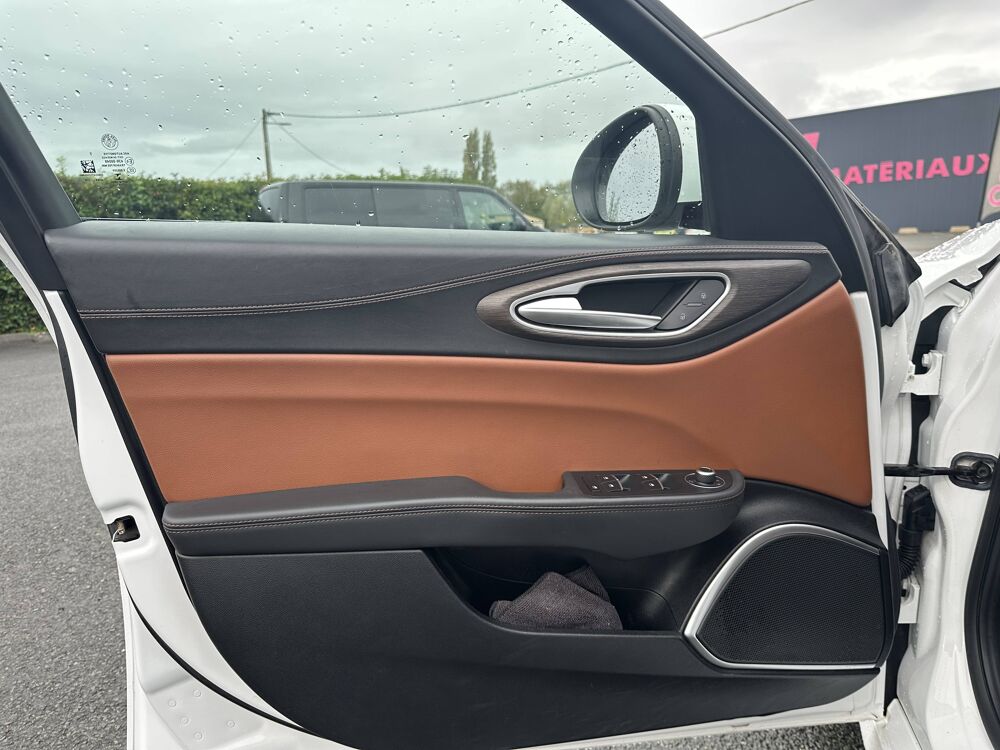 Giulia 2.2 JTD 180ch Lusso AT8 2018 occasion 17430 Tonnay-Charente
