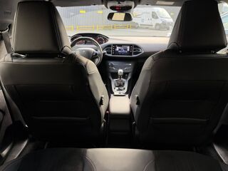 308 II 1.6 THP 205ch GT S&S 5p 2017 occasion 49124 Saint-Barth&eacute;lemy-d'Anjou