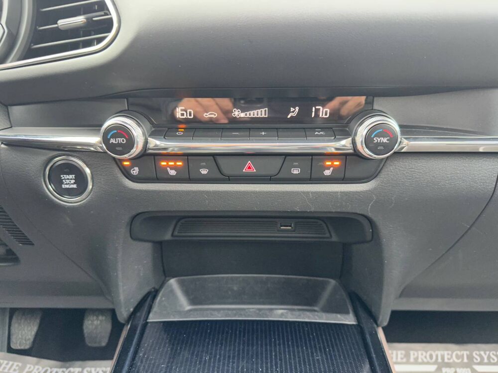 CX-30 2.0 M-Hybrid 180ch Exclusive 2020 occasion 21600 Longvic