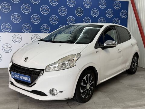 208 1.2 VTi 82 CH 2014 occasion 38130 &Eacute;chirolles