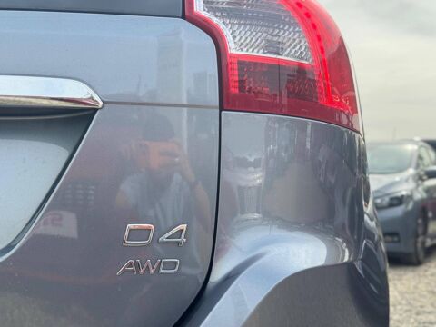 XC60 D4 190ch Summum Geartronic 2017 occasion 69800 Saint-Priest