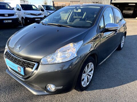 Peugeot 208 1.2 PureTech Style 5p 2015 occasion Tonnay-Charente 17430