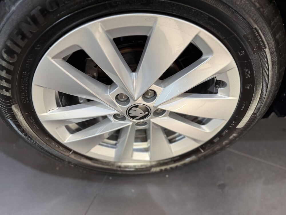 Scala ŠKODA SCALA 1.0 TSI BVM6 SELECTION 2025 occasion 77240 Vert-Saint-Denis