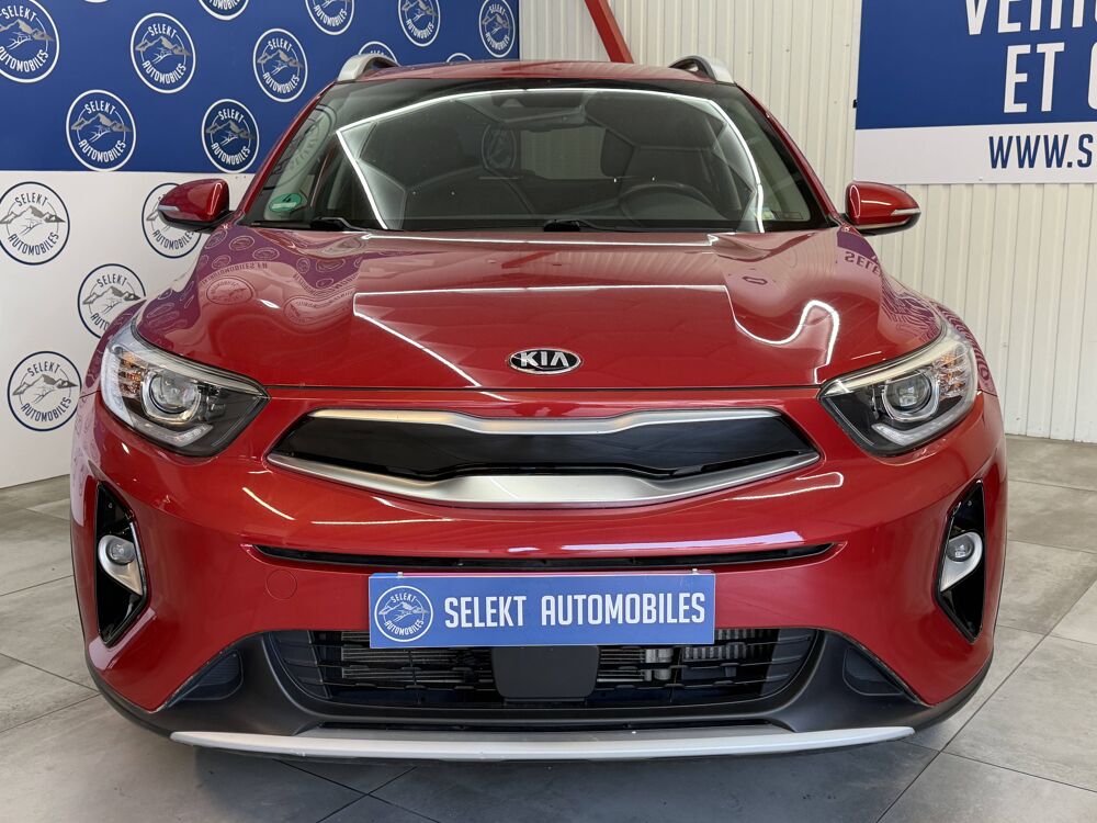 Stonic 1.0 T-GDI 120 CH PLATINUM EDITION TOIT OUVRANT 1ERE MAIN 2019 occasion 38130 &Eacute;chirolles