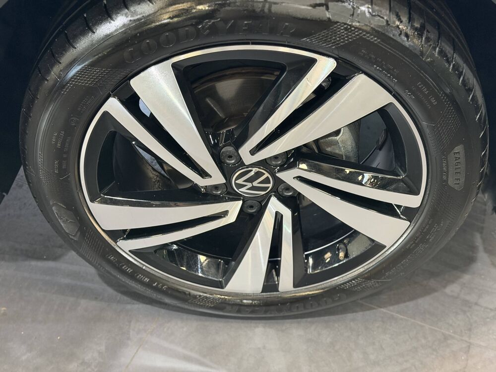 T-ROC VOLKSWAGEN 1.5 TSI EVO2 150 R-LINE DSG7 TVA R&Eacute;CUP&Eacute;RABL 2025 occasion 77240 Vert-Saint-Denis