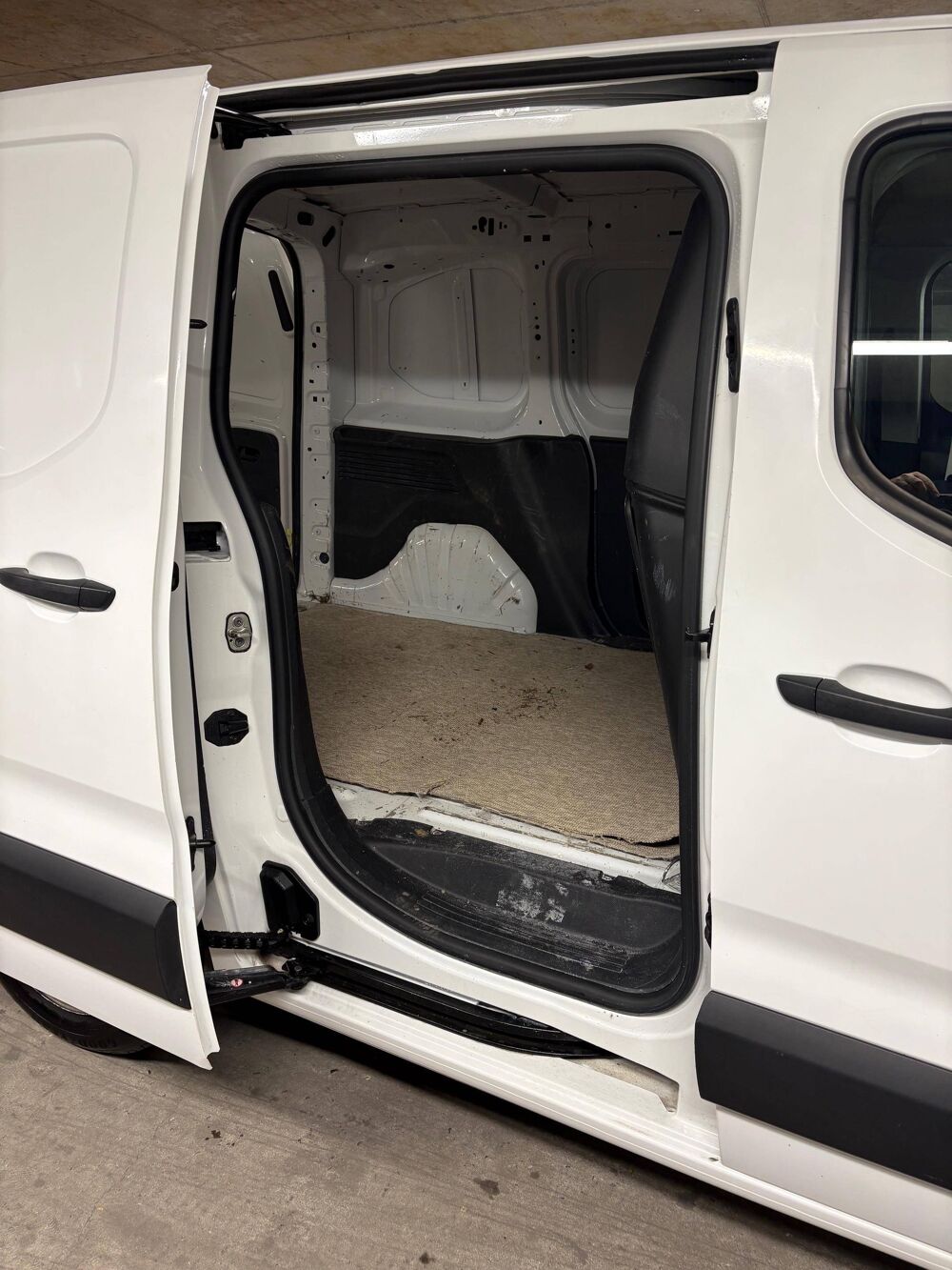 Partner PEUGEOT PARTNER FOURGON 1.5 BLUEHDI 75 PREMIUM 2019 occasion 75010 Paris